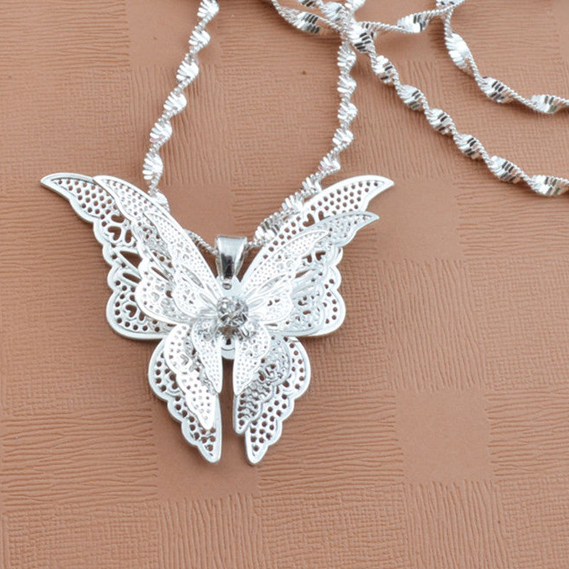Fashion Butterfly Pendant Necklace for Women - Giortazo