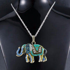 Vintage Women  Elephant Pendant with Exquisite Necklaces - Giortazo